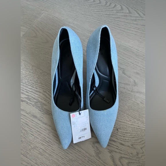 New Zara Blue Denim Heels Size 37 Size 7 super cute pumps. - Picture 2 of 5